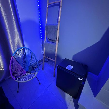 Love Room Avec Jacuzzi Proche Paris Et Roissy Cdg Persan Eksteriør bilde